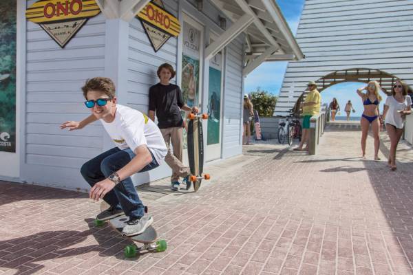 Things To Do https://rivardnet.icnd-cdn.com/images/thingstodo/30A-Tourist-Spots_0.jpg